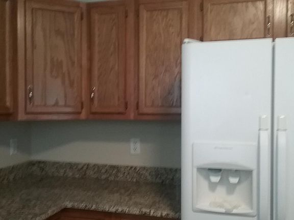 2nd image of 726 Sherwood Green Ct
