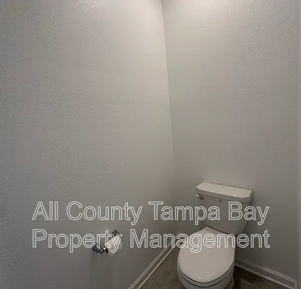 220 Pershing St — Photo 33
