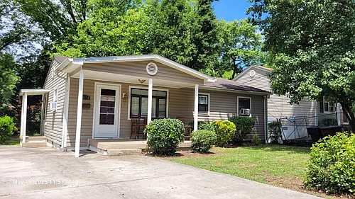1104 Logan St Photo 1