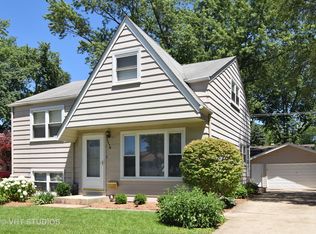 203 N Beverly St, Wheaton, IL 60187