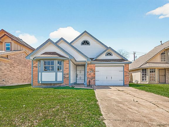 2nd image of 16114 Canaridge Dr