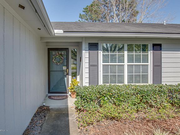 4th image of 14001 Canyon Falls Dr S
