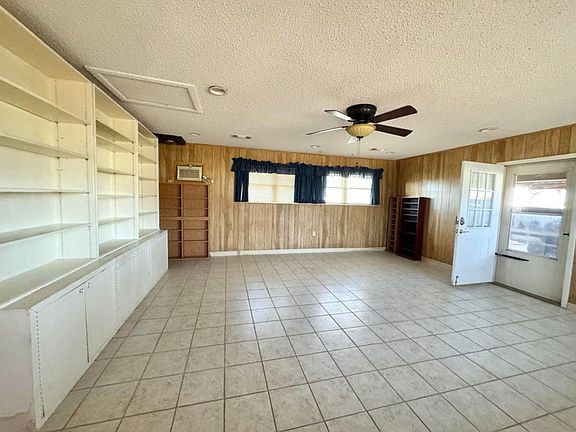 3rd image of 5702 Fruitland Farm Rd