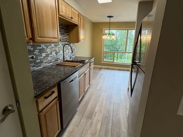 12239 Des Moines Memorial Dr S APT 4