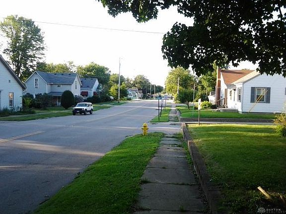 5th image of 29 N Limestone St
