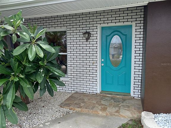 2nd image of 240 Regina Dr S