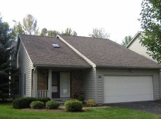 26 Ellington Cir, Rochester, NY 14612