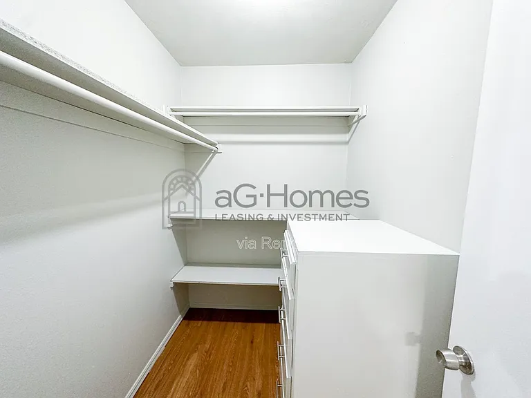 730 Arlington Dr — Photo 9