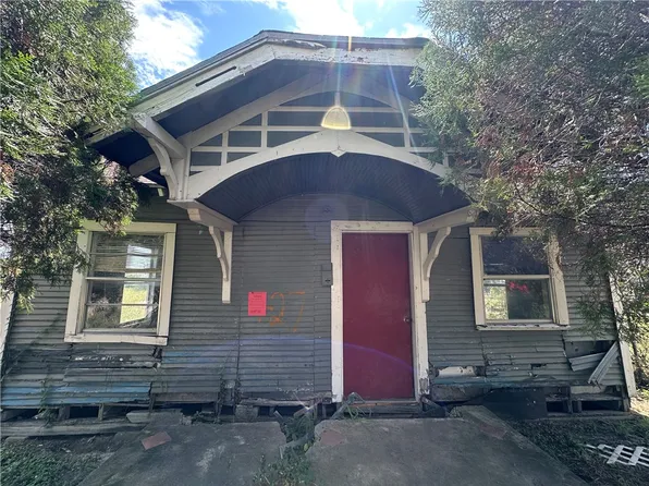 425 E Richard Ave, Kingsville, TX 78363