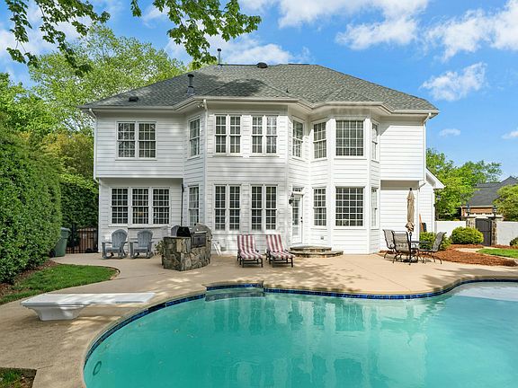 4th image of 101 Gentlewoods Dr