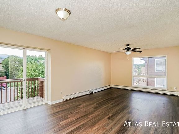 3rd image of 4245 Loomis Ave APT 4