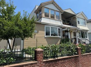 9001 184th Pl, Jamaica, NY 11423