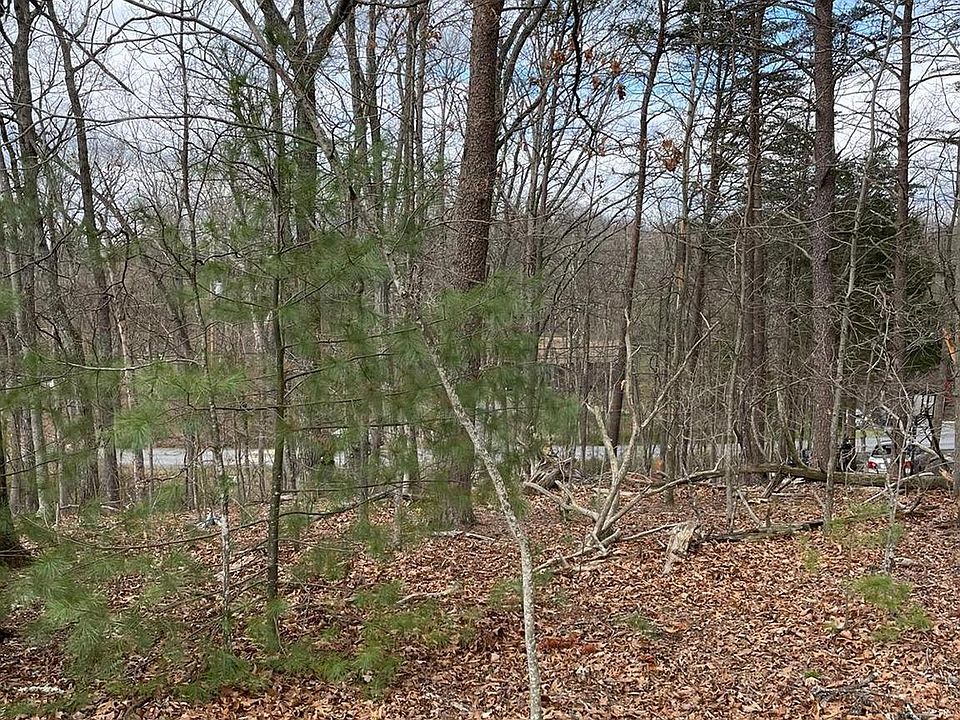 1st image of 110 Dogwood Dr