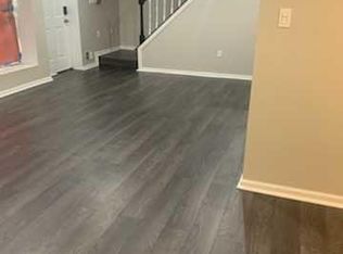 14 Rider Ct #211, Newark, NJ 07103