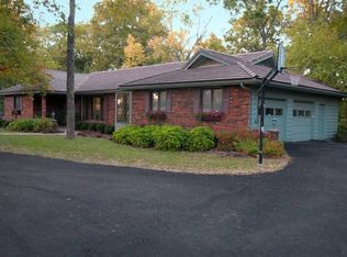 664 N 1600th Rd, Lawrence, KS 66049