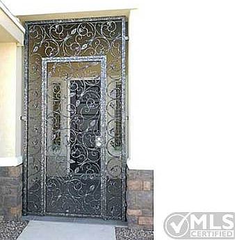 3rd image of 12952 Birdsview Cir