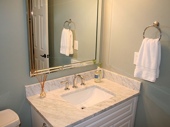 5th image of 925 Cleveland St Unit 206