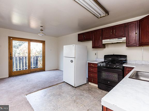 4th image of 540 N 4th St APT D