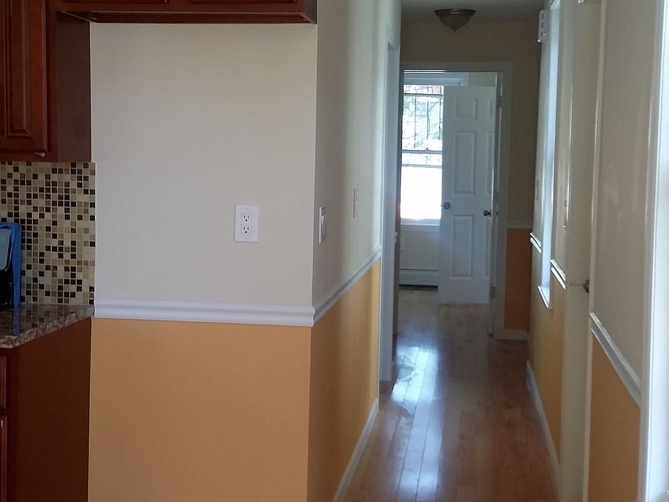 1st image of 11808 203rd St