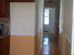 11808 203rd St, Saint Albans, NY 11412
