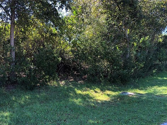 5th image of 10261 Deerwood Ave