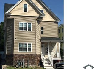 40 Mason St APT 3, Worcester, MA 01610