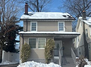 77 Warwick St, East Orange, NJ