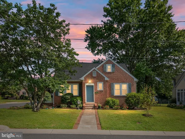 301 Maple Ave, Wilmington, DE 19809