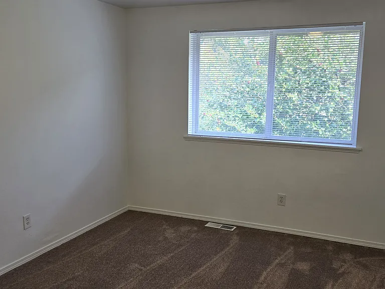 620 SW 155th St #1A — Photo 19