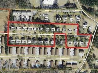 10 Terry Ter, Carrollton, GA 30117