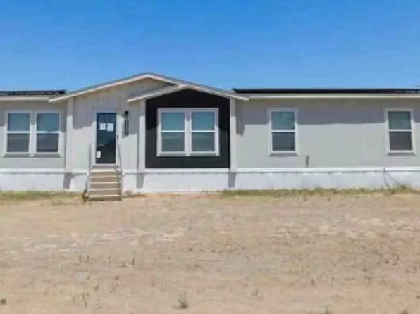 1004 Avenue D, Petersburg, TX 79250
