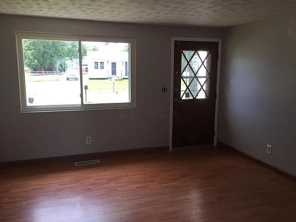 3rd image of 1674 Westwind Ln