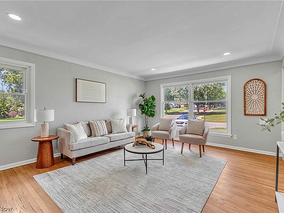 5th image of 4193 Eastwood Ln