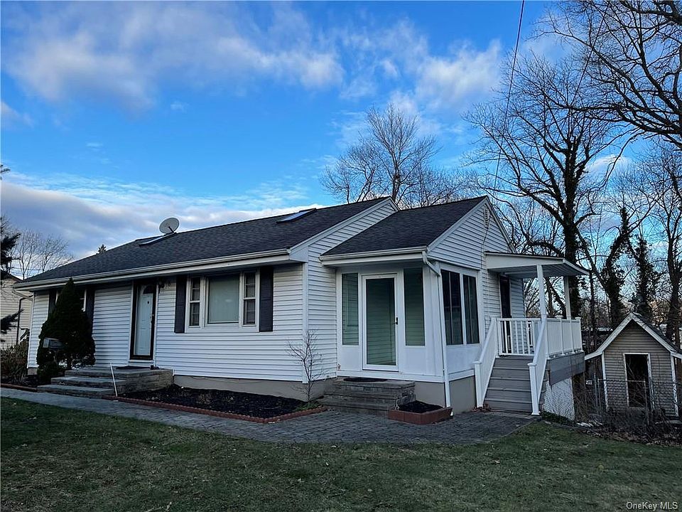 1st image of 8 Jerrys Ave