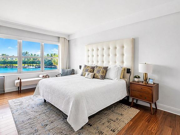 5th image of 9102 W Bay Harbor Dr #3-C