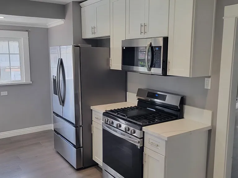 2926 Jeffries Ave — Photo 29