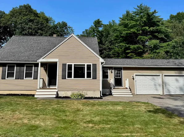29 Mary Batchelder Road, Hampton, NH 03842