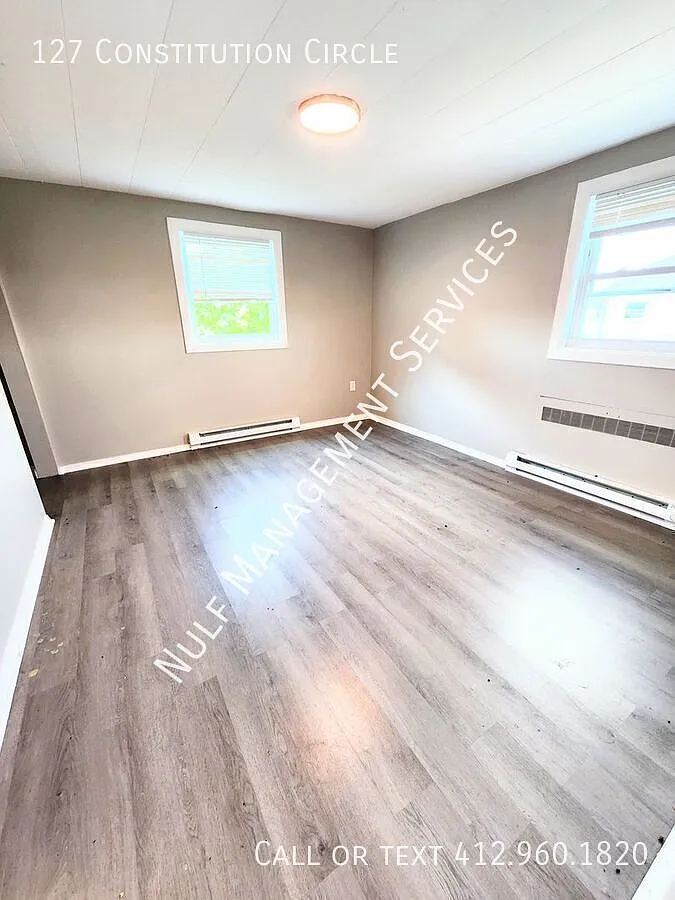 2 bed, 1 bath in Clairton — Photo 4