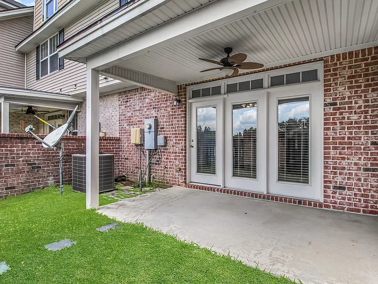 125 Ventura Pl — Photo 39
