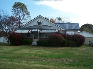 202 Fairview Rd, Point Pleasant, WV 25550