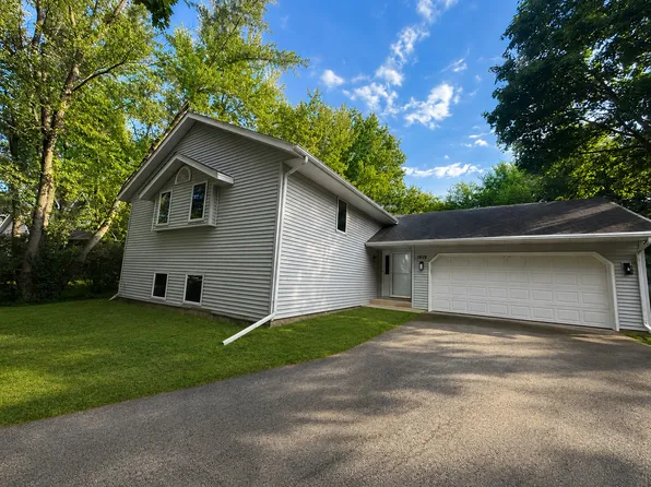 1619 Candlewick Dr SW, Poplar Grove, IL 61065