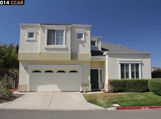 100 Lookout Ct, Hercules, CA 94547