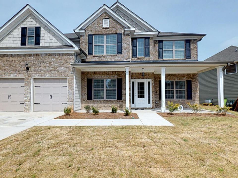 Corner lot/frontal view
