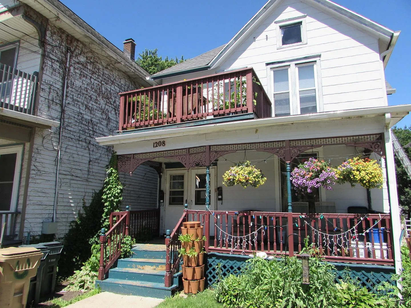 (598) - 1208 Jenifer Street — Photo 1