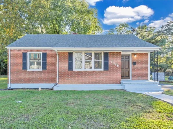 1018 Greenhurst Ave NW, Roanoke, VA 24012