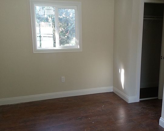 5th image of 1748 W 37th St