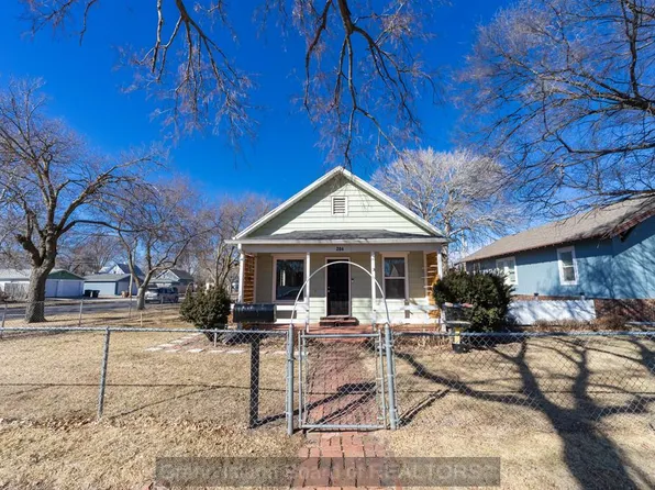 204 E 10th St, Grand Island, NE 68801