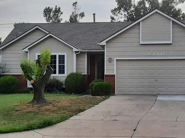 8810 E Denker Cir, Wichita, KS 67210