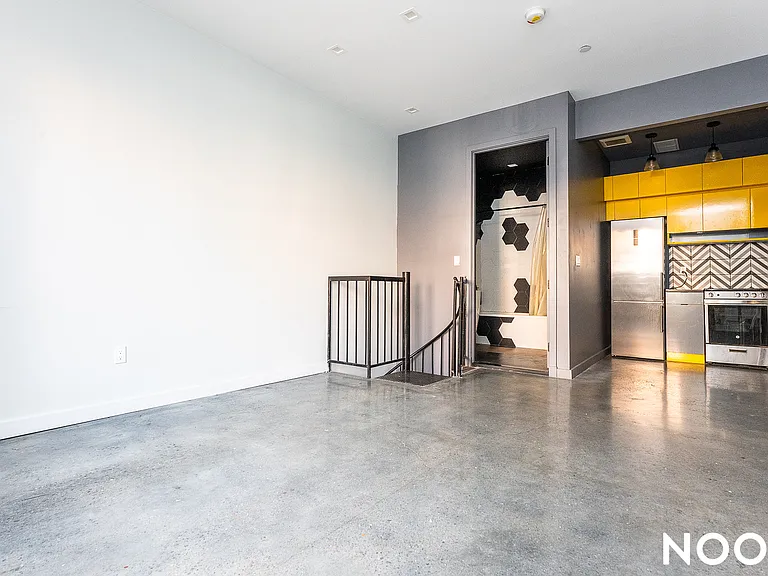 340 Rutland Rd #1A — Photo 3