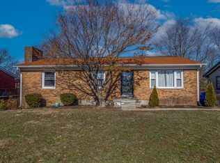 637 Radcliffe Rd, Lexington, KY 40505